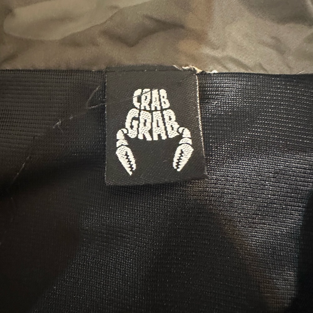 CrabGrab Jacket - Picture 2 of 5